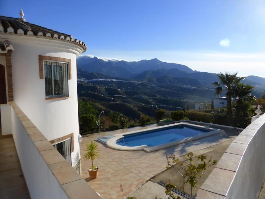 Countryside Private Apartment With Pool & Sea View Torrox Bagian luar foto